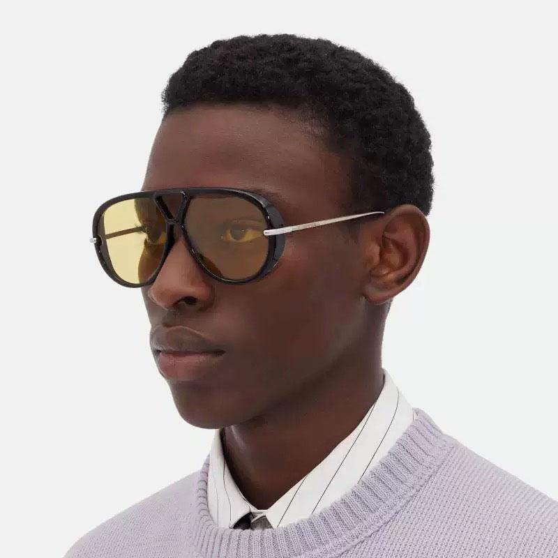 Vintage  Big Frame Pilot Sunglasses Women For Men Popular Luxury Brand Designer Sun Glasses Punk Rivet Oversized Eyeglasses