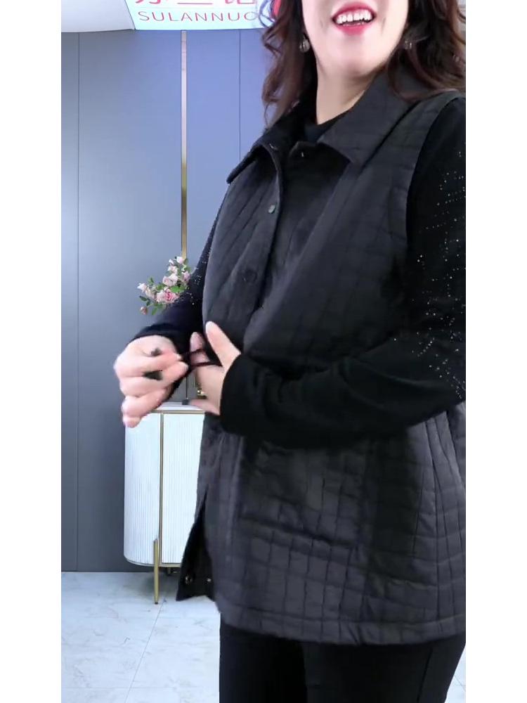 Plus Size Quilted Vest: Autumn & Winter Casual, Slimming Outerwear for Middle-Aged Women