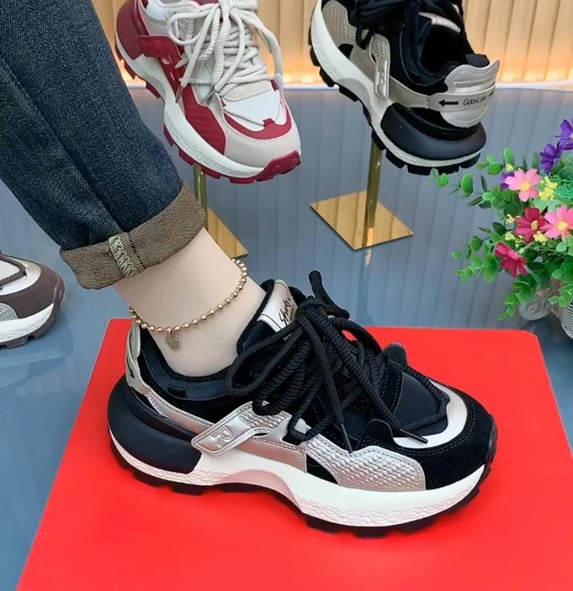 

Женские кроссовки в стиле Гонконга 2025 весна новинка, обувь для маленькой ноги, универсальная, повседневная, на платформе, спортивные, ретро, маленькие белые кроссовки, тренд 40 чёрный