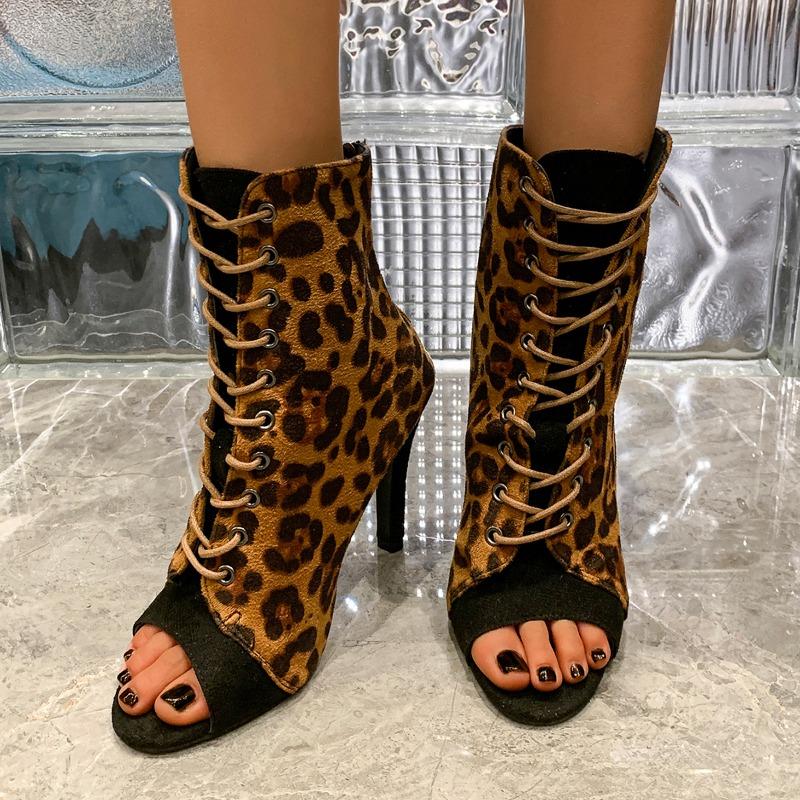 

Мода 2025 Лето Новые Босоножки на Шпильке Женская Мода Круглый Носок Замша Передняя Шнуровка Задняя Молния Противоскользящие Износостойкие Высокие Каблуки 35 цветной печати леопарда