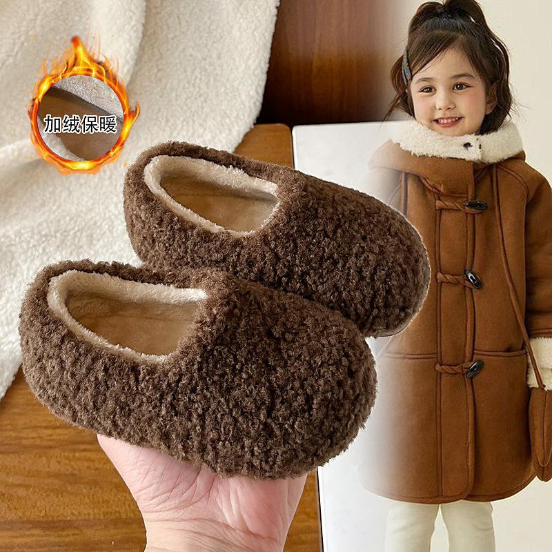 Children's plush cotton shoes with extra lining and thickness for winter, suitable for indoor and outdoor use, solid color, parent-child matching