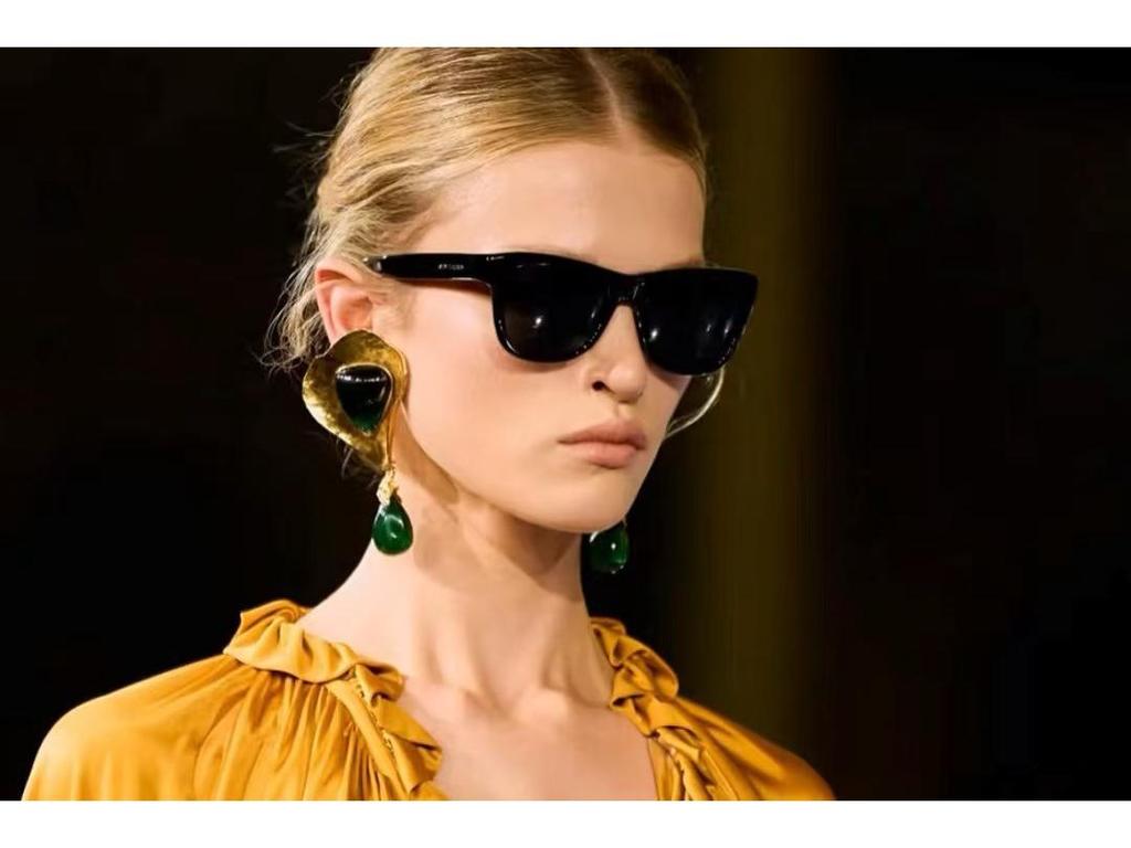 Poplar Forest Vintage Geometric Ear Clips: Stylish Autumn/Winter Earrings for Women Without Pierced Ears