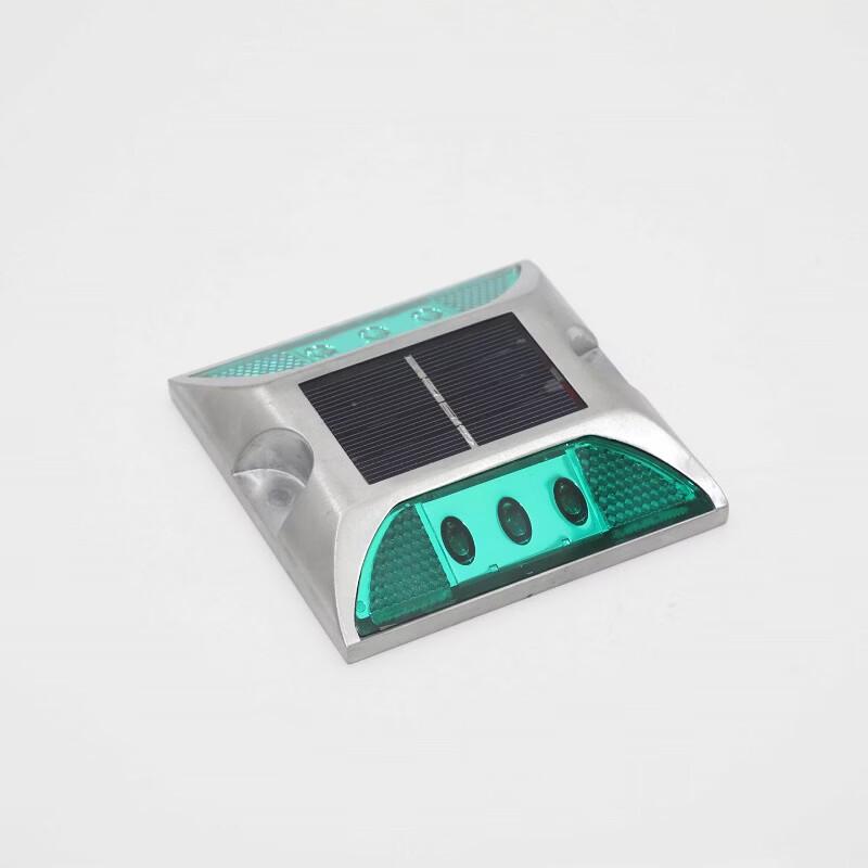 

Brangdy Solar Dual-Color Flashing Road Warning Light