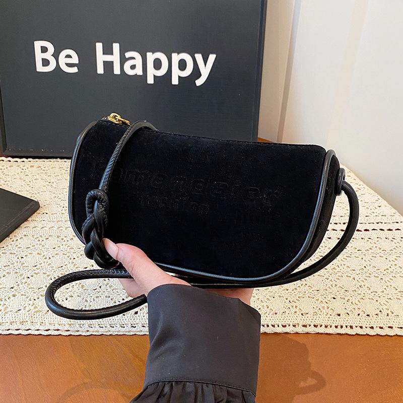 

Niche Women s 2025 Vintage Saddle Crossbody Bag - Trendy, Versatile, and Fashionable