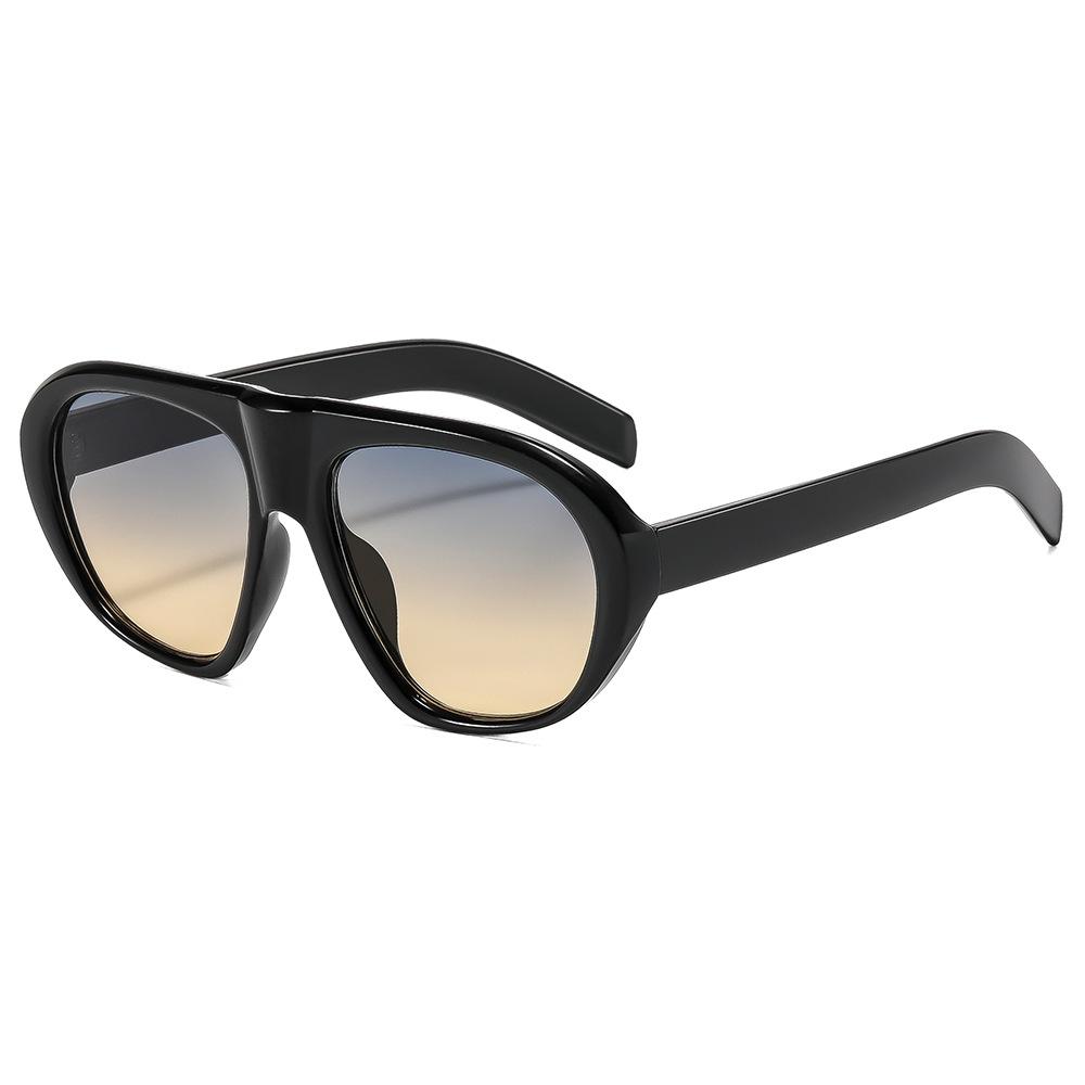 Fashion Oversized Brand Sunglasses Women Vintage Sunscreen Sun Glasses Female Big Frame Outdoor Leisure Vacation UV400 Sunnies