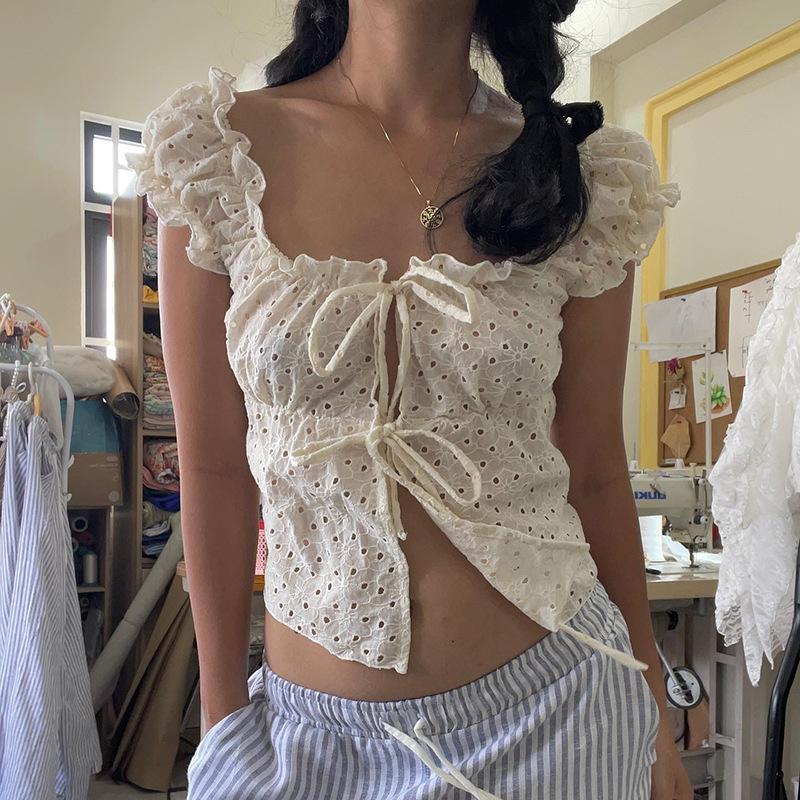 

New Hollow Design Jacquard Strap Cardigan Sweet Girl Lace Splicing Square Neck Bubble Sleeve Top S