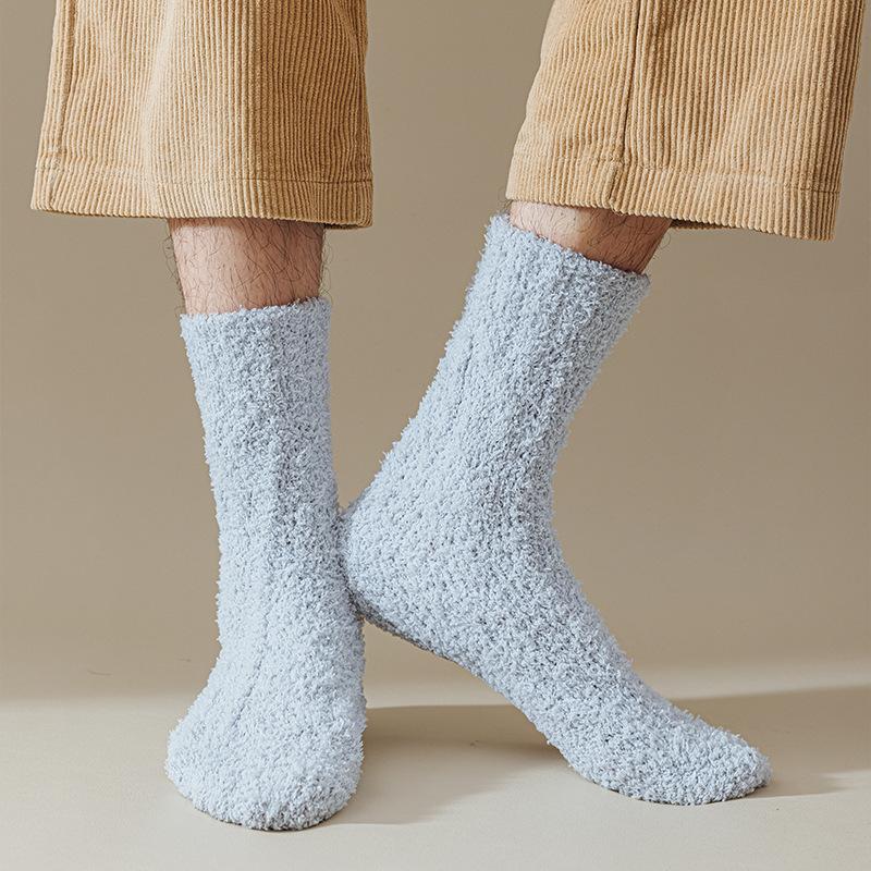 Verdickt und Warm - Winter-Socken aus Korallenfleece für Herren, Fusseln nicht, Gedrehte Halb-Fleece-Mittelwaden-Socken für Sport