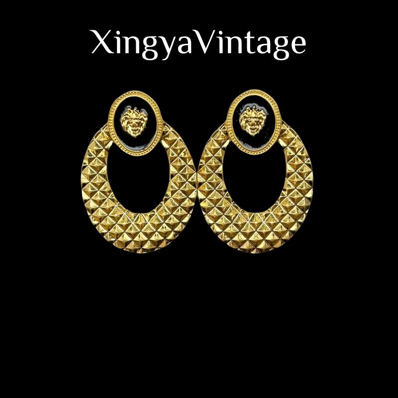 Vintage Black Gold Contrasting Enamel Craftsmanship Versatile Fashionable 925 Silver Needle Earrings