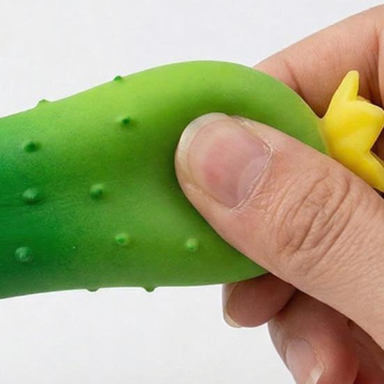 Cucumber Stress Toy Anti-Anxiety Cucumber Squeeze Toy Soft Stretchy Vegetable Fidget Sensory