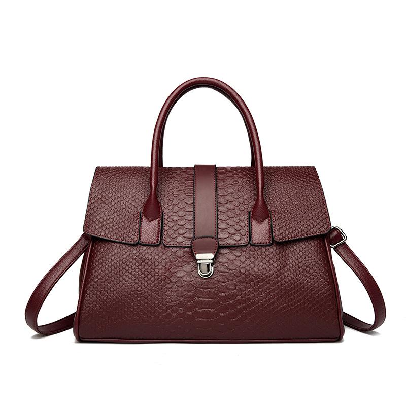 New retro fashion large capacity shoulder diagonal span handbag