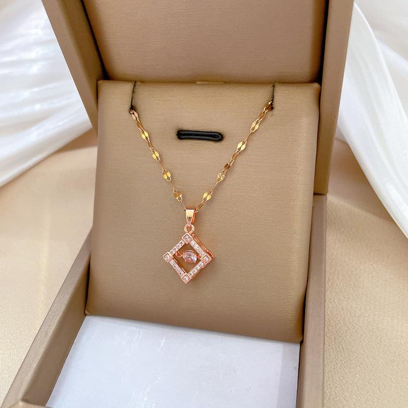 Square Smart Light Luxury Temperament Gorgeous Full Diamond Necklace Women'S Versatile Collarbone Chain Titanium Steel Chain