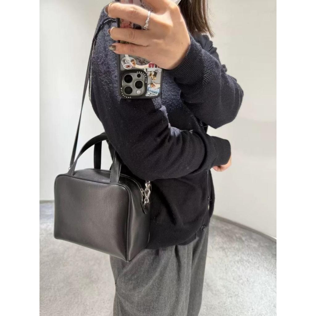 TR same Ray small square bag, leather simple portable shoulder messenger bag, tofu bag, hand carry camera bag, tote bag