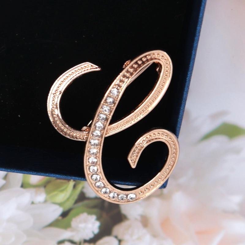 Fashion Women Rhinestone Brooch A-Z English Letter Gold Color Metal Pins Crystal Alphabet Jewelry Shirt Clothes Accessories Gift