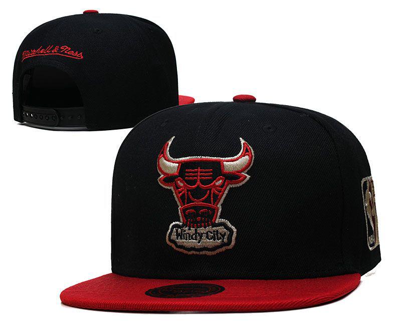 Chicago Bulls Cross Bull Embroidered Duckbill Cap, Unisex Korean Style Baseball Hat