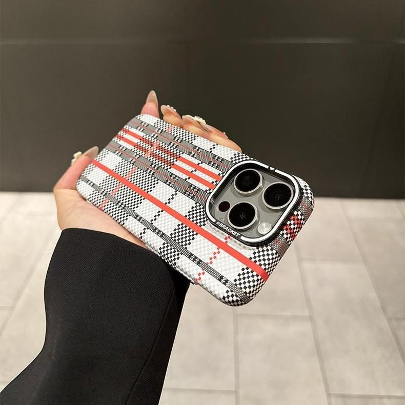 Applicable to Apple 17promax mobile phone case metal lens Kevlar carbon fiber texture iPhone16 anti-drop hard