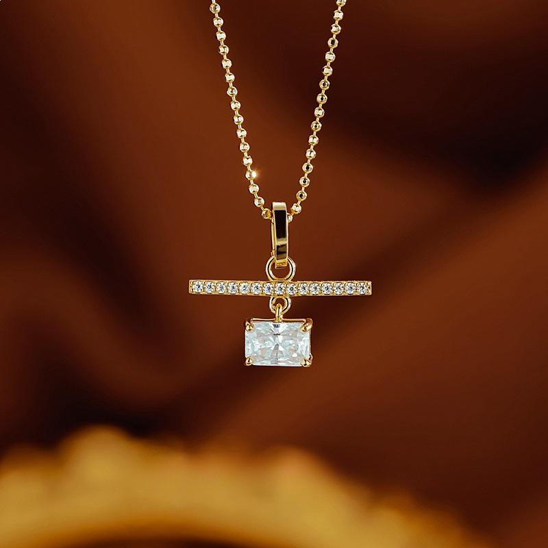 18K Gold-Plated Sterling Silver Balance Beam Pendant Necklace with Zirconia for Women 18K Gold Color