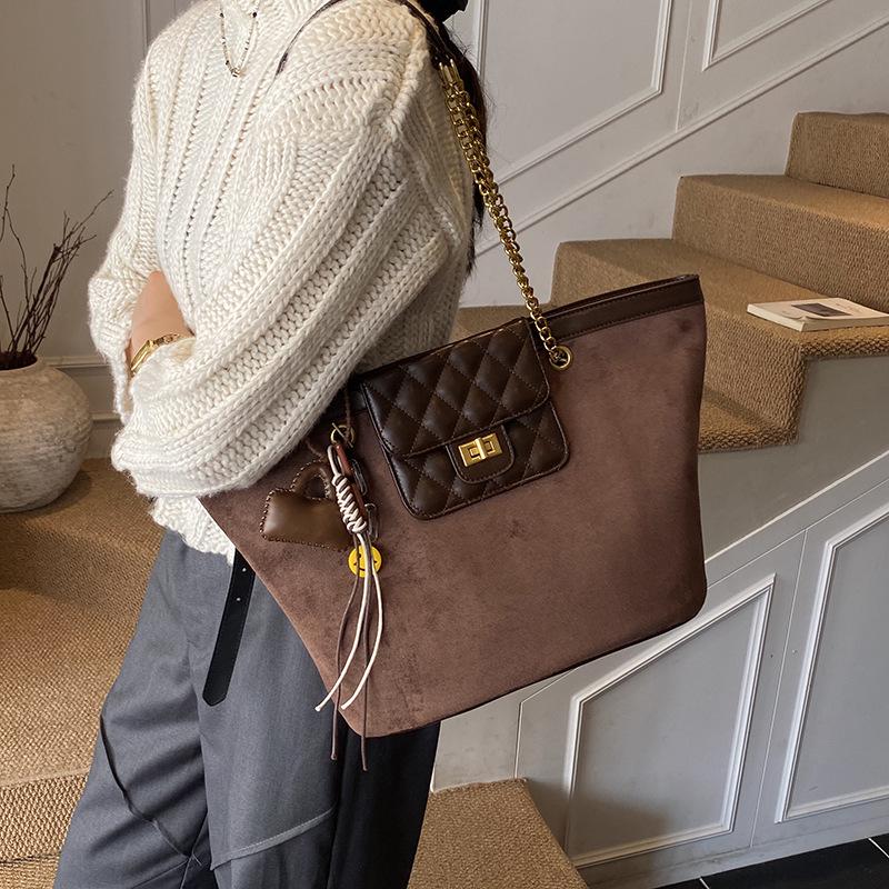 2025 Women's Fashion Textured Large-Capacity Frosted Chain Shoulder & Crossbody Tote Bag