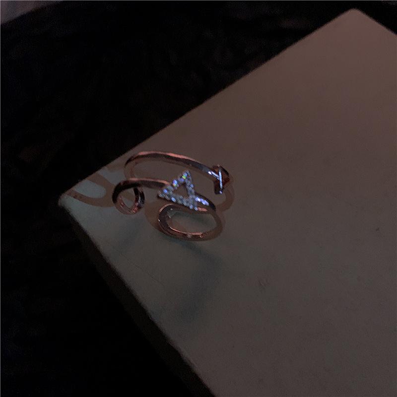 New trendy cold wind open ring female, diamond-set simple geometric triangle ring temperament tail ring opening adjustable