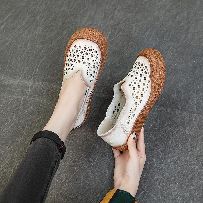 New Round Toe V Cut Ballet Flats Woman Perforated Moccasins Women's Handmade Genuine Leather Loafers Ladies Soft Driving Shoes