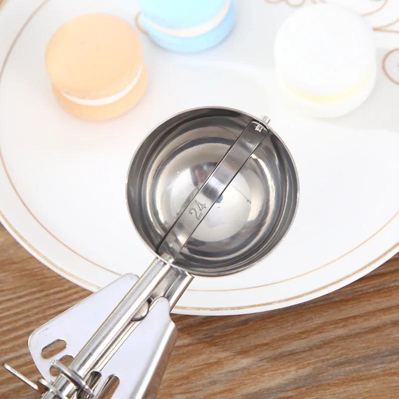 304 Stainless Steel Ice Cream Scoop Redwood Handle Household Kitchen Professional Tools Ice Cream Fruit and Popsicle Scoop New