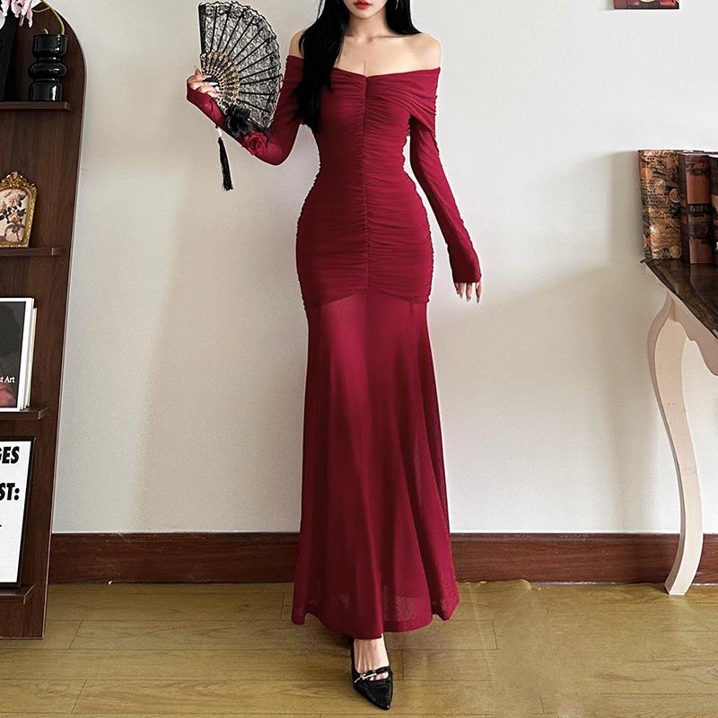 Autumn and Winter New Women's Clothing Solid Color Temperament Sexy One-word Collar High Waist Waist Dress Women