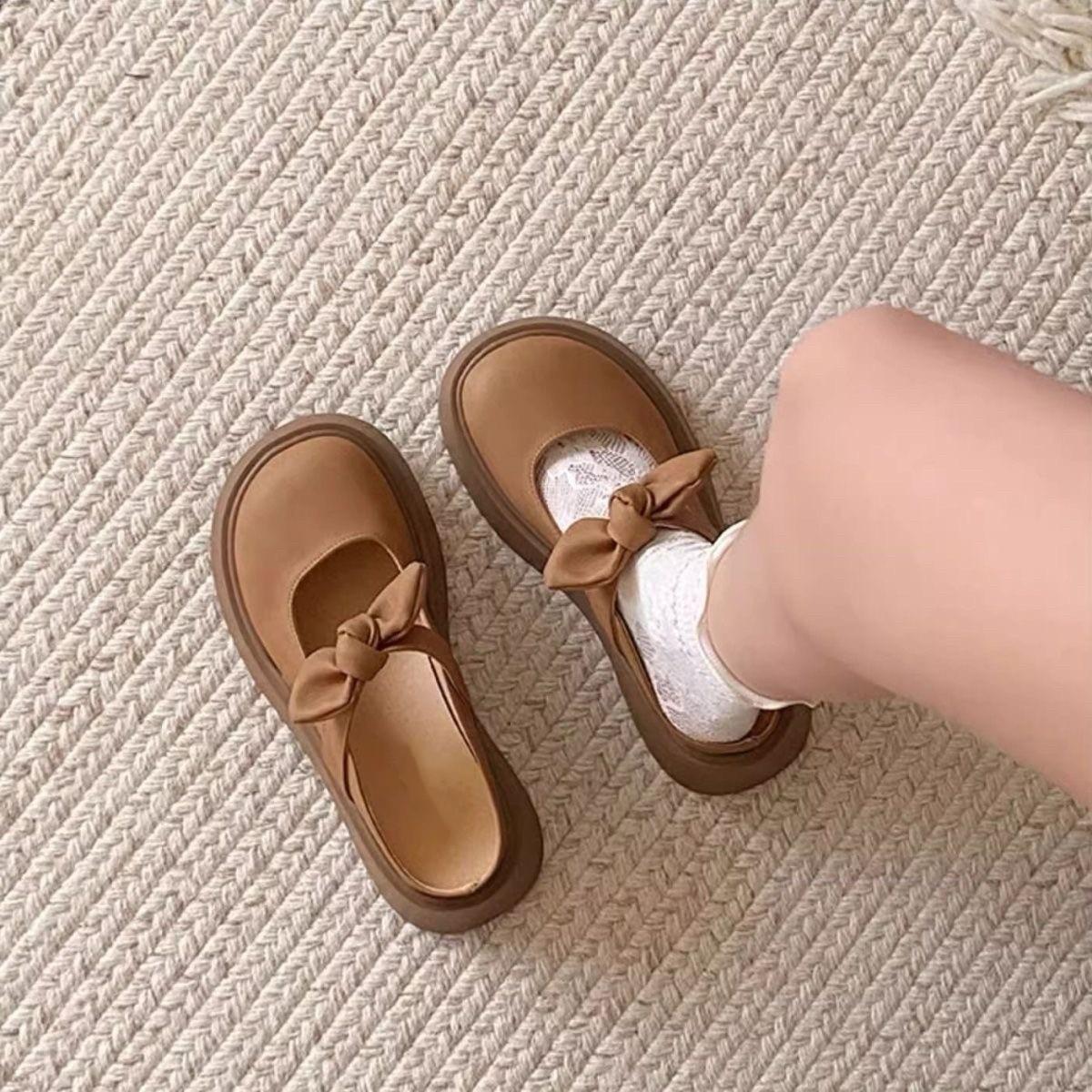 

Баотоу полутапочки женские повседневные 2025 весна и лето новые с юбкой универсальные бант толстая подошва сандалии 40 коричневый