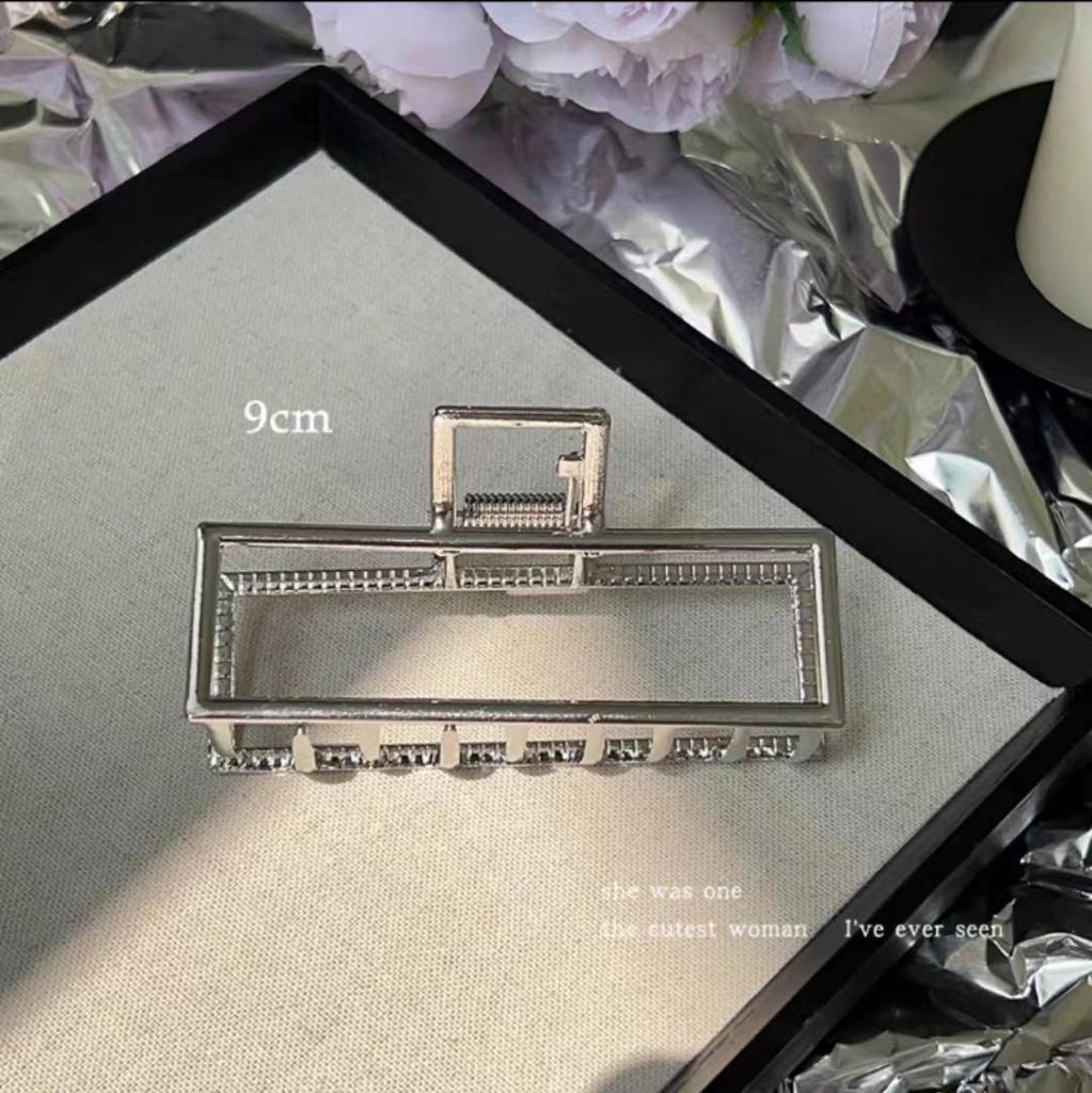 Dámská velká stříbrná spona do vlasů 2024 na léto