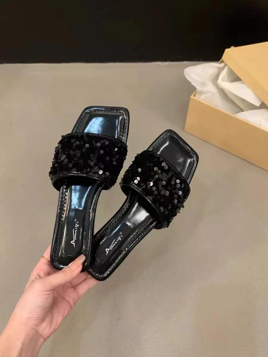 

2024 Летняя женская мода Все Мягкая подошва Серебряные шлепанцы больших размеров Плоские темпераментные тапочки с пайетками 40 чёрный