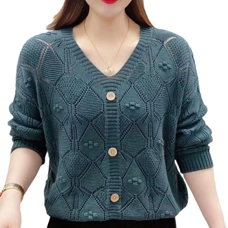 Loose Sweater Pullover Women Jumper Spring Autumn 2025 New Popular Knitwear Top Female Retro Middle Aged Mother Base Shirt