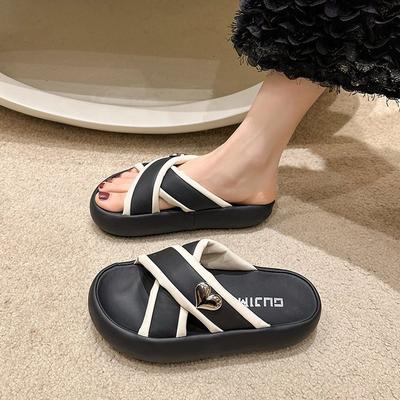 2024 New Korean Version of Platform Women's Slippers Fashion Trend Versatile Soft Sole Sandals Daily Casual Comfortable Women's Shoes