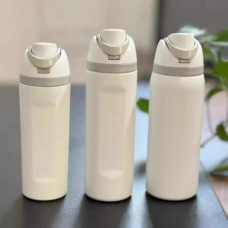 24/32oz Straw Portable Water Cup 304 Stainless Steel Travel Vacuum Flask Vacuum Thermal Insulated Mug for Outdoor Camping Sports