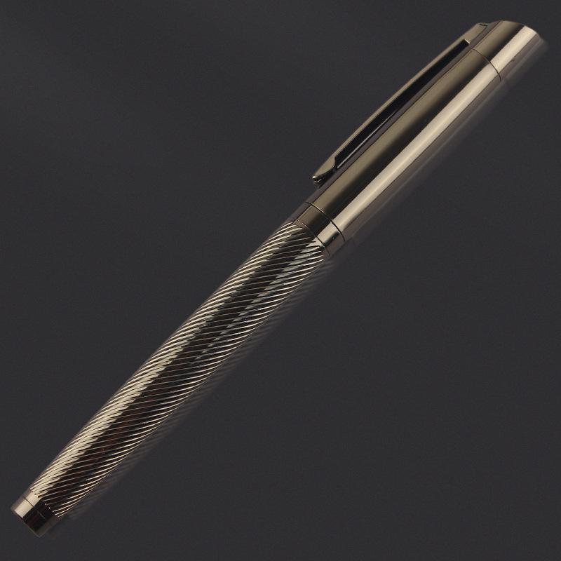 

High-Value Luxury Metal Ballpoint Pen with Replaceable Core for Business and Signing