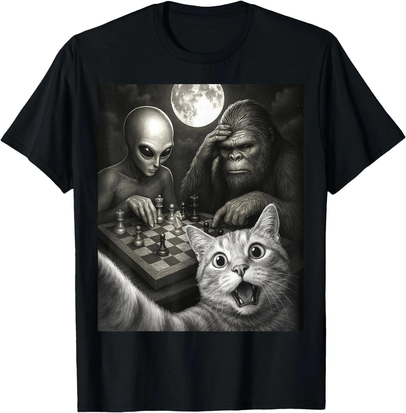 Funny Cat Selfie with a Bigfoot Playing Chess With Alien T-Shirt 110