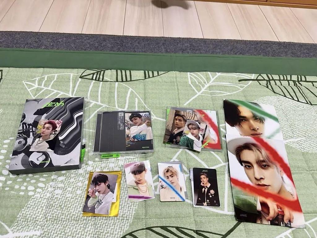[USED] ENHYPEN Set of CD Trading Cards