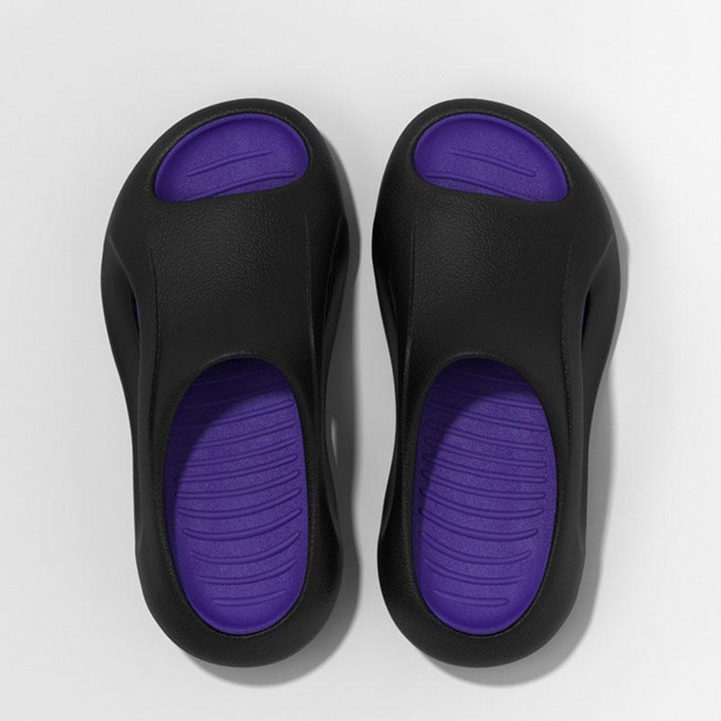 

Новые мужские летние нескользящие амортизирующие домашние тапочки из ЭВА с толстой подошвой, обувь для пар, пляжные тапочки с открытым носком 44/45 чёрно-фиолетовый
