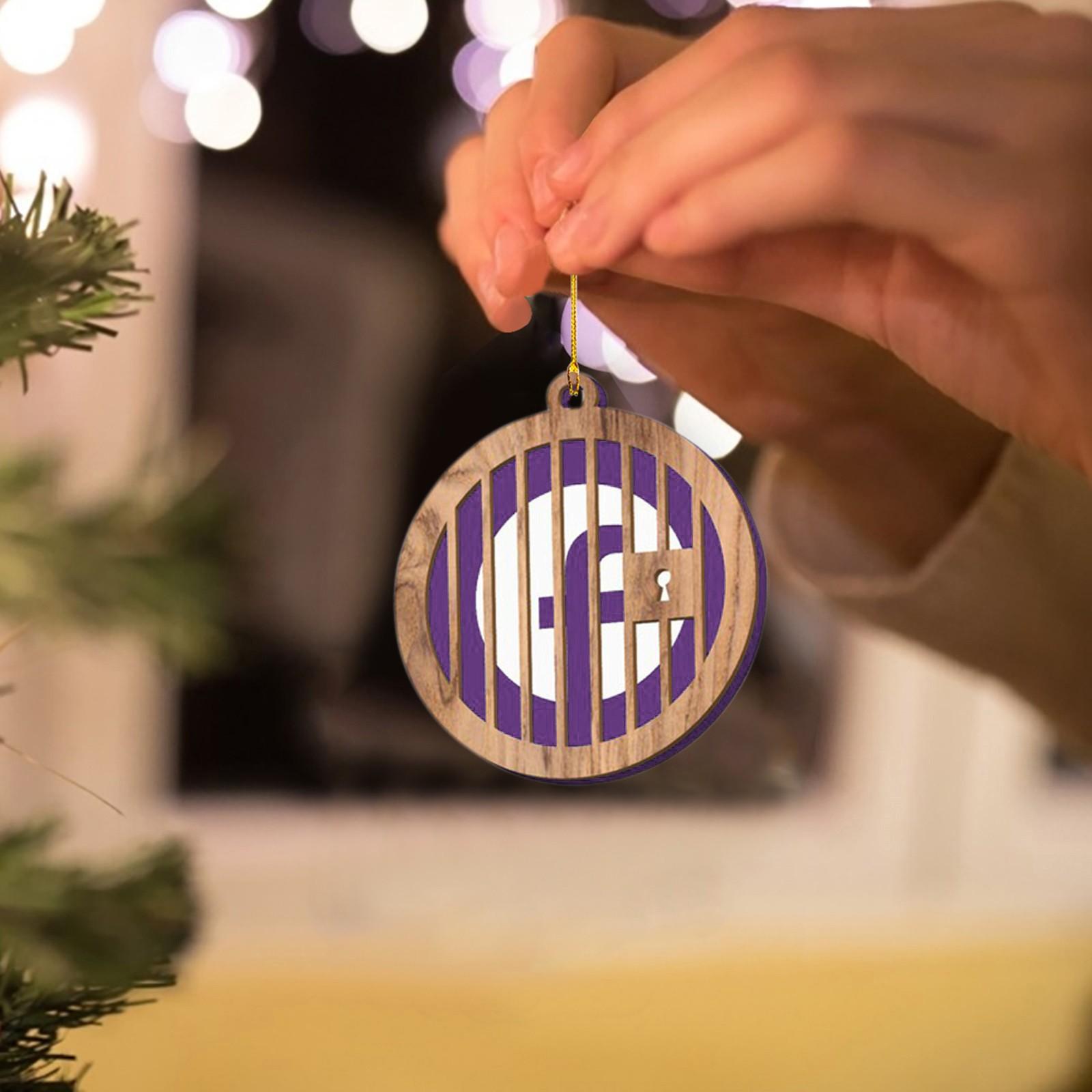 

Prison Christmas Pendant-Winter Christmas Tree Family Outdoor Indoor Pendant Gift