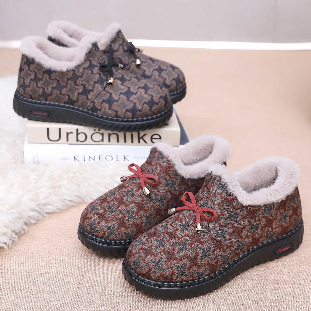 Cotton Shoes Women's Shoes Winter New Old Beijing Cloth Shoes Warm Piled Thickened Non-slip Middle Elderly Cotton Shoes