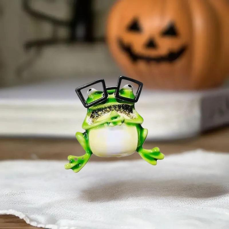 Cute Unique Glasses Frog Brooch For Women Men Personality All-Match Animal Pin Brooch  Party Jewelry Accessories Gift