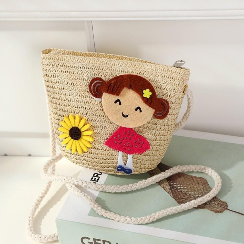 Creative Handmade Woven Straw Shoulder Bags Cute Lightweight Crossbody Bag Flower Beach Bag for Children