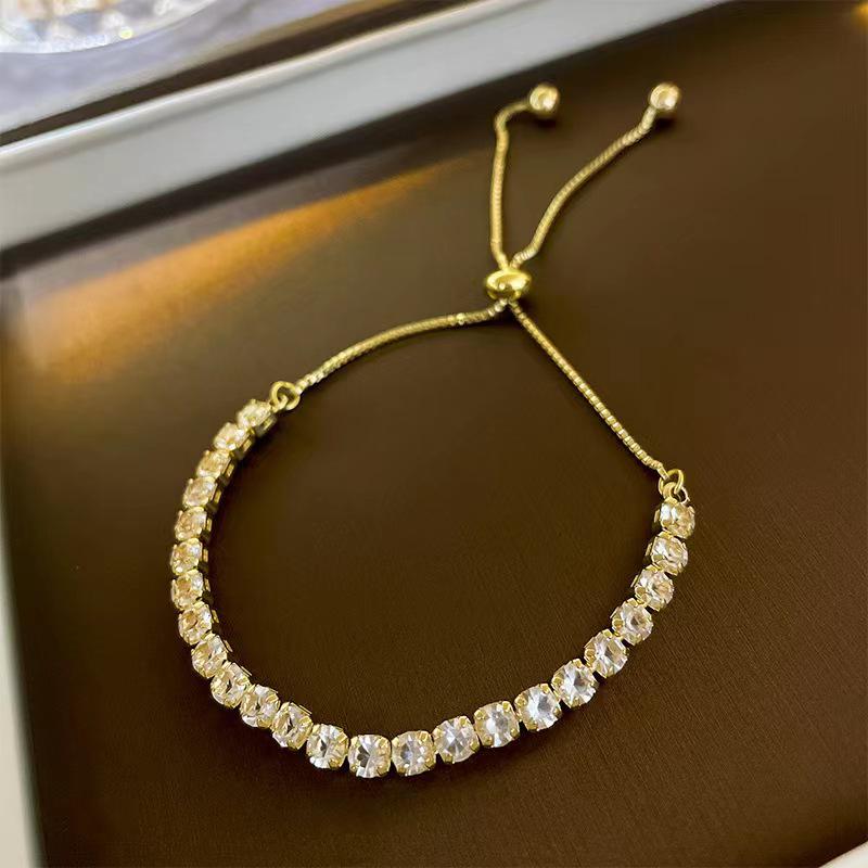 Korean Style Elegant Adjustable Zirconia Square Bracelet - Versatile, Light Luxury Hand Jewelry