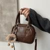 Korean Version of the New Maillard Niche Design Handbag Women's Fashion Versatile Casual Commuting Texture Messenger Bag