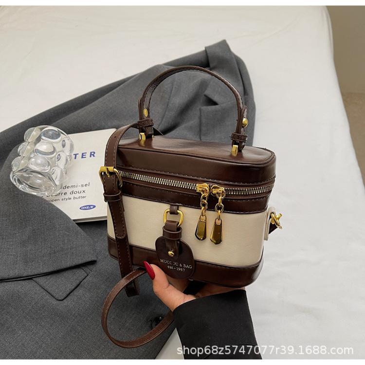 Fashion super hot small bag women 2025 new high-end versatile messenger bag spring and summer fashion portable box bag