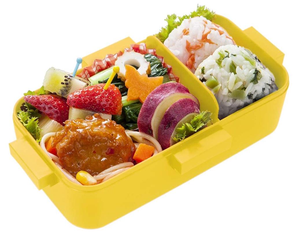 Skater Bento Single for Made In with a Lock for Dishwasher and Microwave Pikachu Box, 530ml, Tier, Women, Japan, 4-Point Leak-Resistant Storage, Safe,