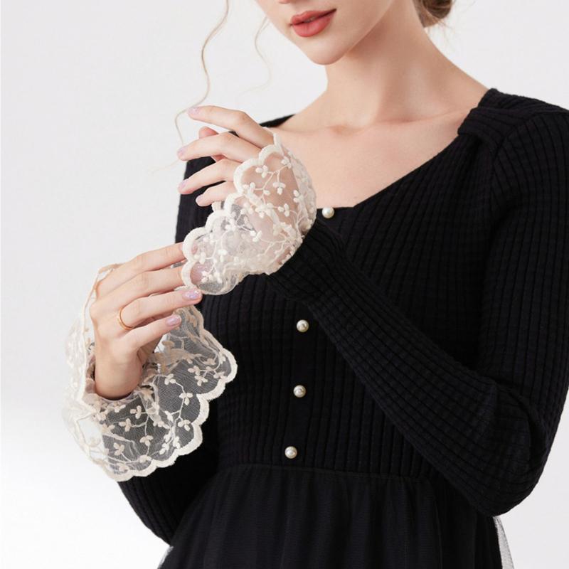 Lace Elegant Decorative Hand Sleeves Female Sweater Dress Coat Top Flare Sleeve Hollow Detachable False Cuff Ruffles Wristband