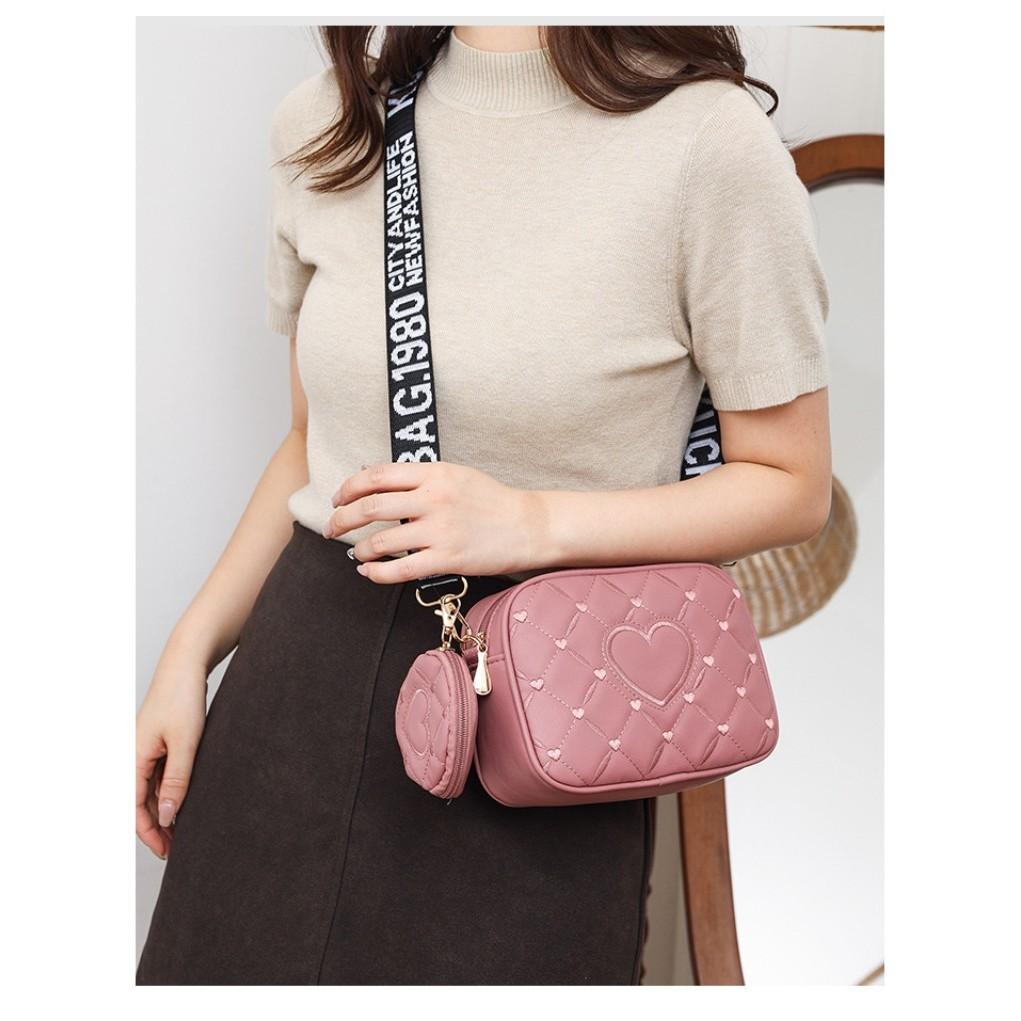 IELGY Trendy Small Square Bag Crossbody Female Bag