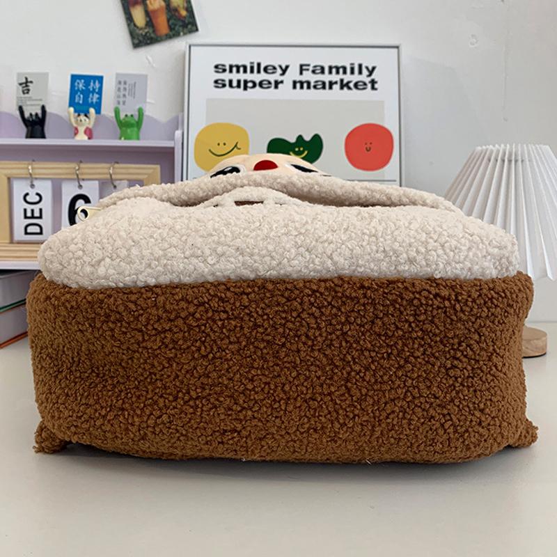 LABUBU Kreslená taška na kampus Plyšová taška Roztomilý batoh z jehněčí vlny Velkokapacitní Lehký Batoh odolný proti opotřebení