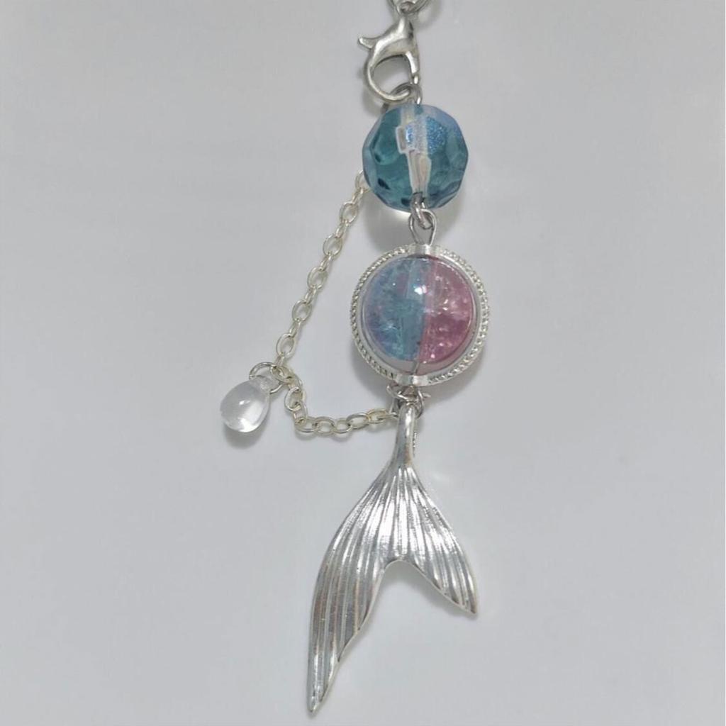 Trendy Handcrafted Bead Phone Chain Versatile Beaded Phone Lanyard Accessory Fish Tail Designs for Bags and Keys