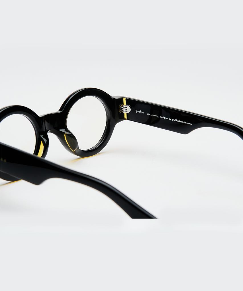 Geulapigpeullaseutig Moai 02_Black Lemon