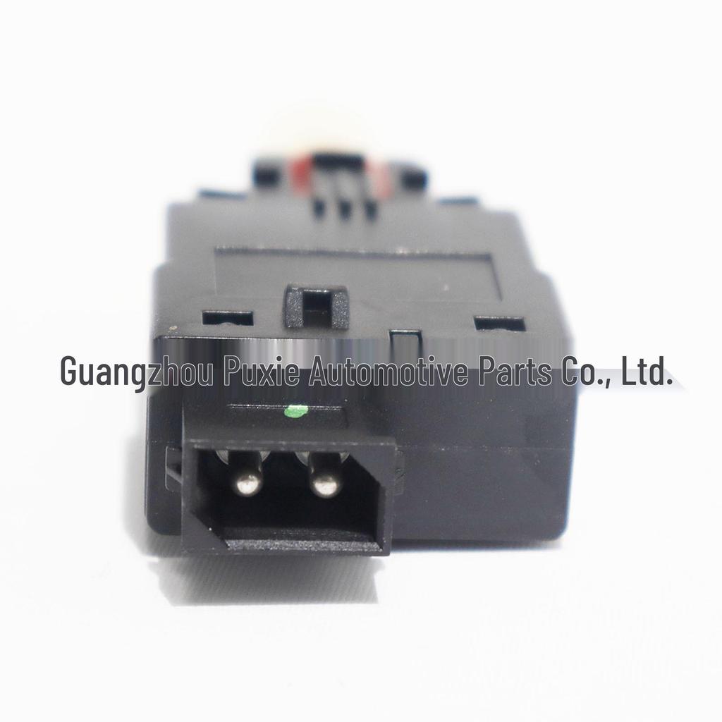 BMW E30/E32/E36 Brake Stop Light Switch (Part #61318360420)