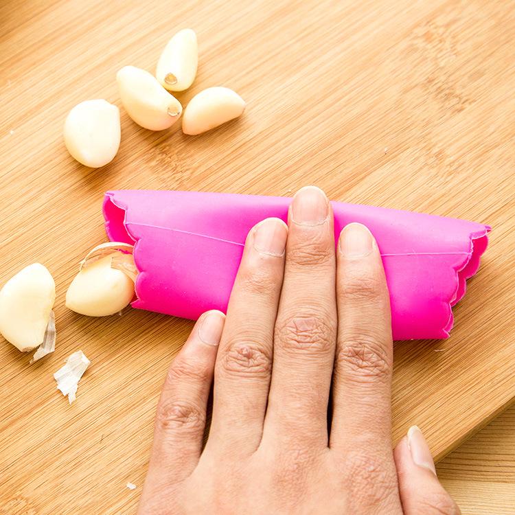 Kitchen Helper Garlic Peeler Garlic Canister Garlic Peeler Rub Garlic Peeler Garlic Peeler Peeler